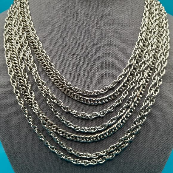 Vintage Lisner Silver Tone Chain Necklace, 7 Strands, Vintage Jewelry - Picture 3 of 10